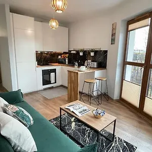 Apartament New One Bedroom With Balcony, Kraków